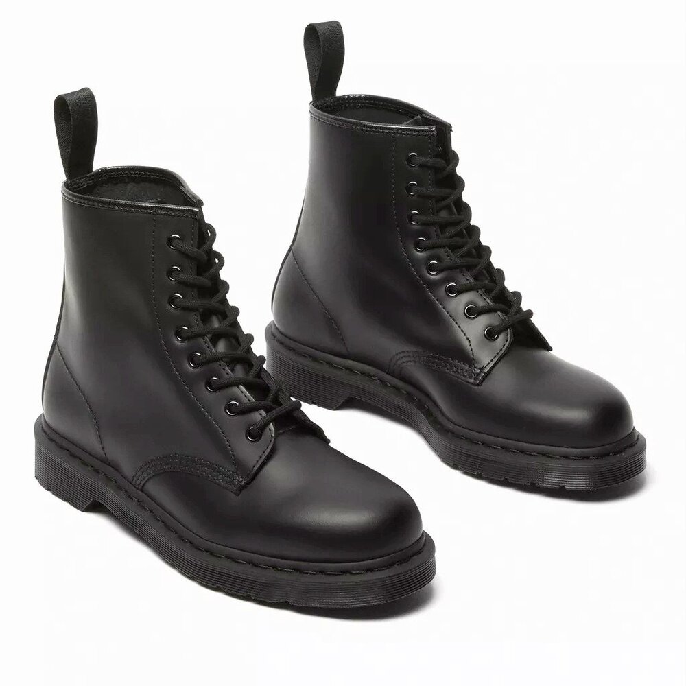 Dr Marten 1460 Mono - Black - NIB Mns 6 / Wmns 7